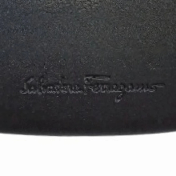 Salvador Ferragamo Eyeglass Case - Picture 2 of 4